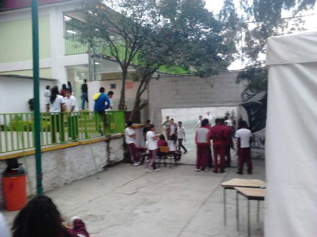 PREPARATORIA OFICIAL ANEXA A LA NORMAL DE NAUCALPAN Conoce